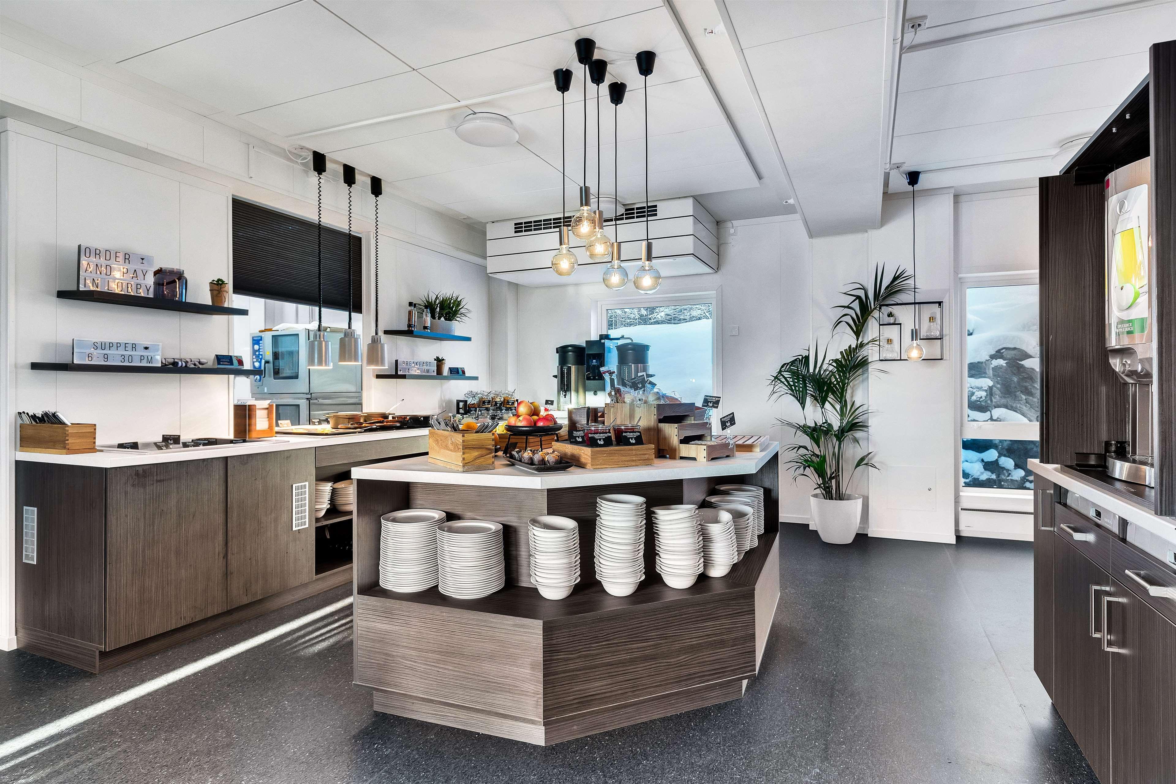Aiden By Best Western Harstad Narvik Airport Evenesmarkja Экстерьер фото
