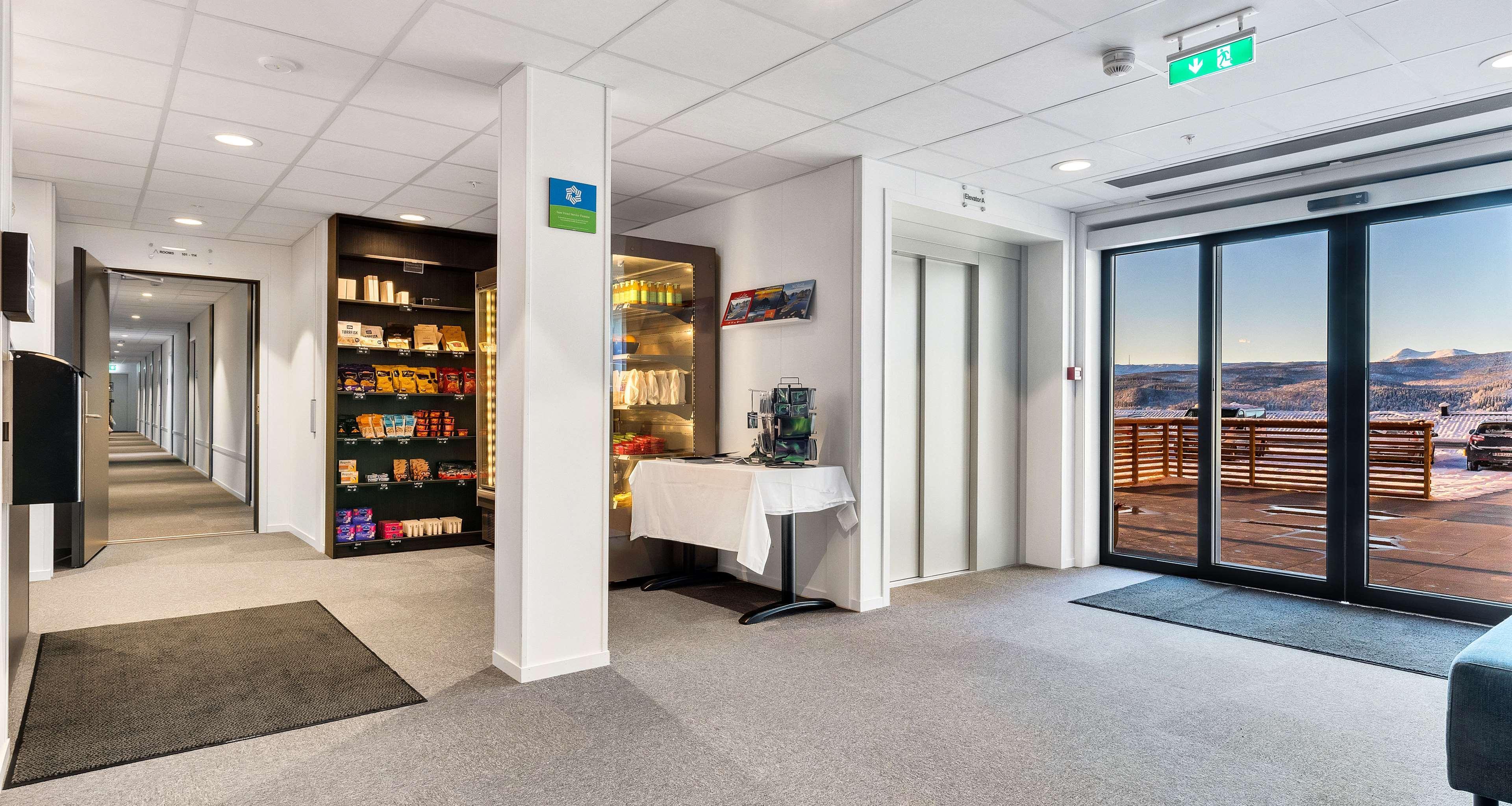 Aiden By Best Western Harstad Narvik Airport Evenesmarkja Экстерьер фото
